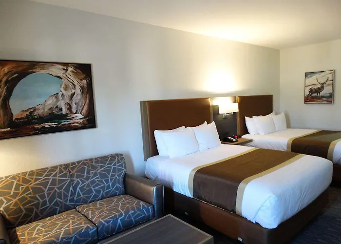 Motel Western Of 3*