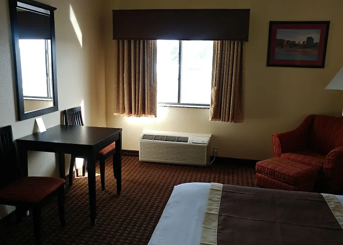 Motel Western Of 3*