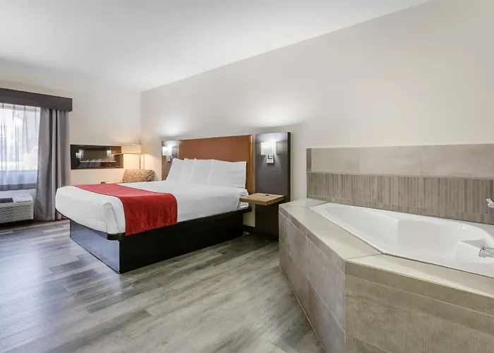 Motel Western Of 3*